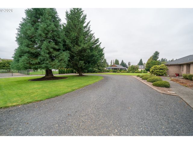 455 W HIGH St, Stayton, OR 97383