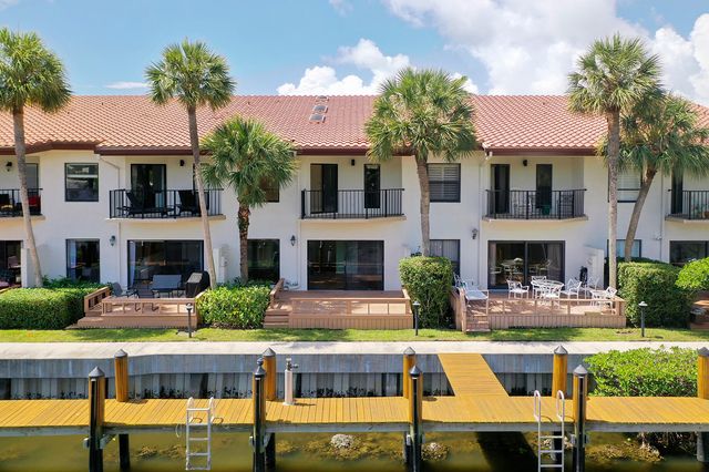 800 Andrews Avenue 4, Delray Beach, FL 33483