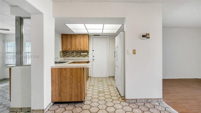 5102 NW 53rd St 5102, Tamarac, FL 33319