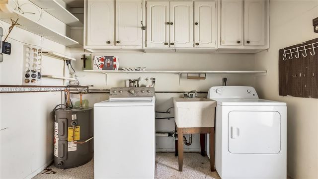 5102 NW 53rd St 5102, Tamarac, FL 33319