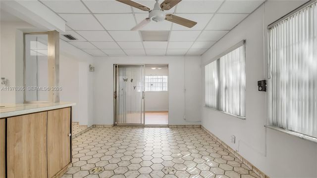 5102 NW 53rd St 5102, Tamarac, FL 33319