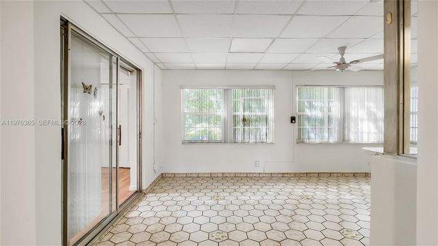 5102 NW 53rd St 5102, Tamarac, FL 33319