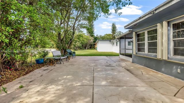 5102 NW 53rd St 5102, Tamarac, FL 33319