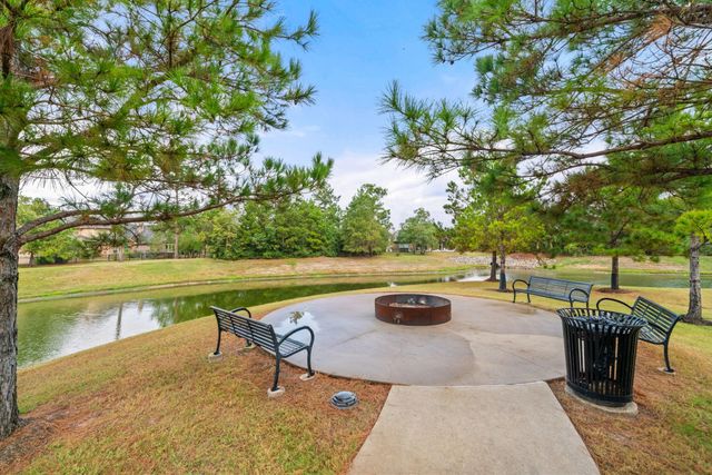 9848 Sweet Flag Ct, Conroe, TX 77385