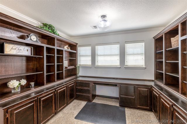 13205 E 500 Road, Claremore, OK 74019