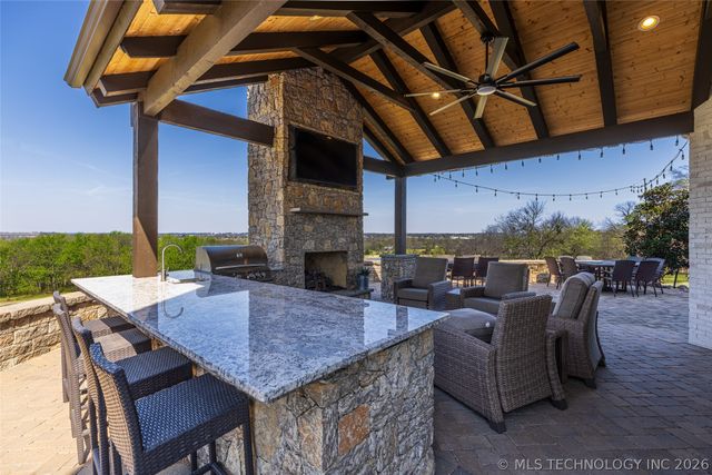 13205 E 500 Road, Claremore, OK 74019