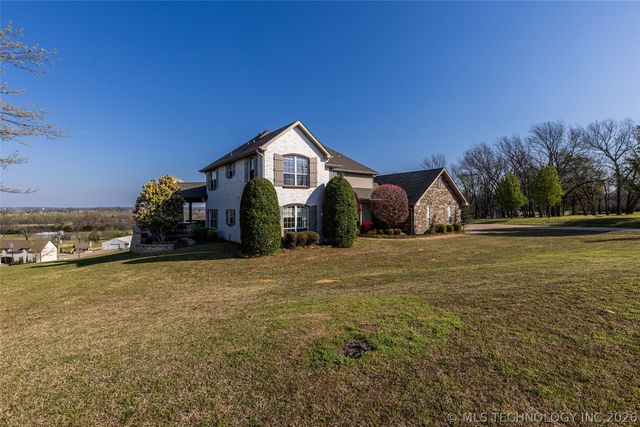 13205 E 500 Road, Claremore, OK 74019