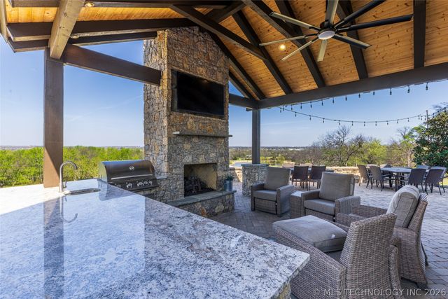 13205 E 500 Road, Claremore, OK 74019