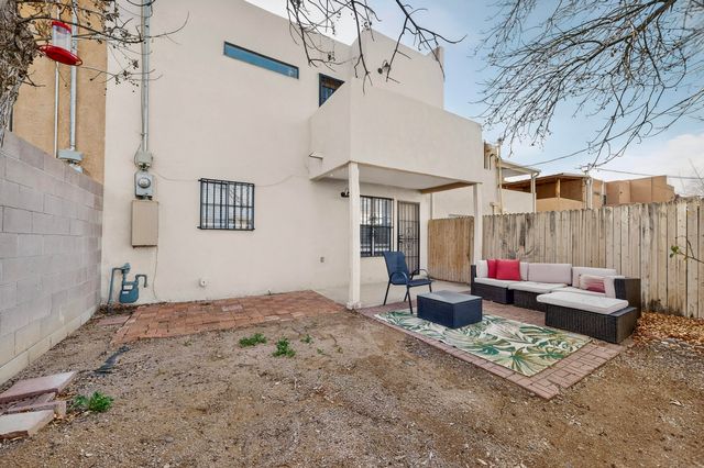 9011 Hendrix Road NE, Albuquerque, NM 87111