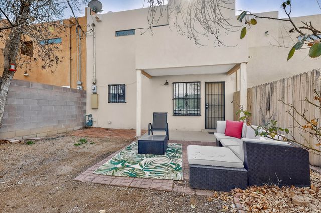 9011 Hendrix Road NE, Albuquerque, NM 87111