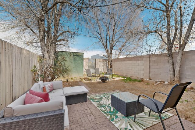 9011 Hendrix Road NE, Albuquerque, NM 87111