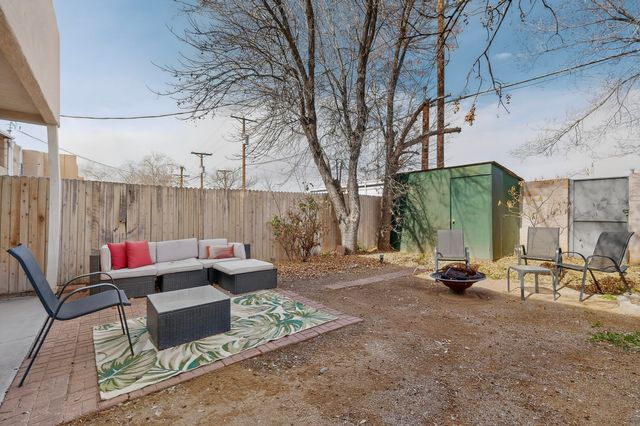 9011 Hendrix Road NE, Albuquerque, NM 87111