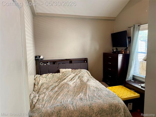 1306 Owana Avenue, Royal Oak, MI 48067