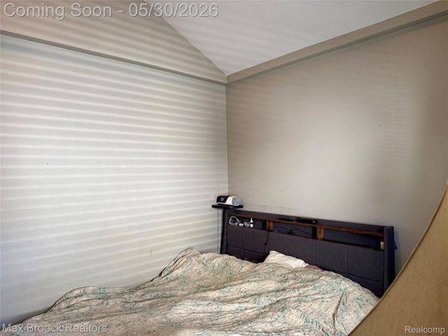 1306 Owana Avenue, Royal Oak, MI 48067