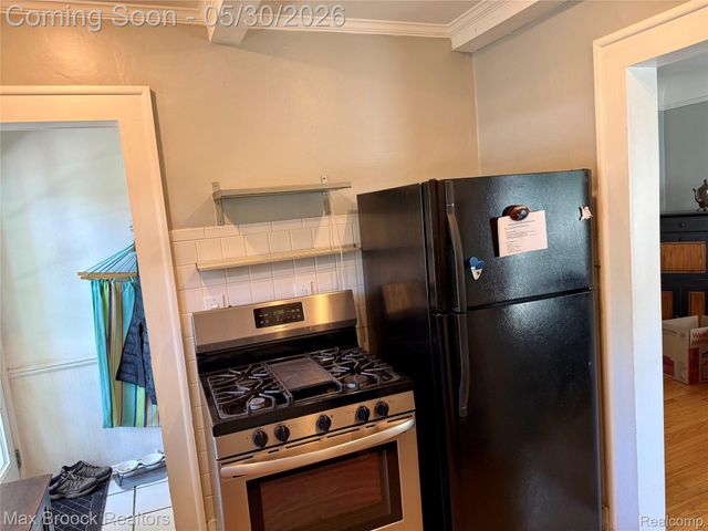 1306 Owana Avenue, Royal Oak, MI 48067