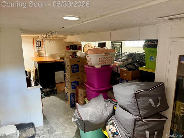 1306 Owana Avenue, Royal Oak, MI 48067