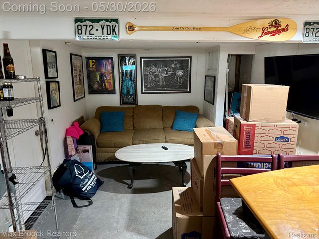 1306 Owana Avenue, Royal Oak, MI 48067