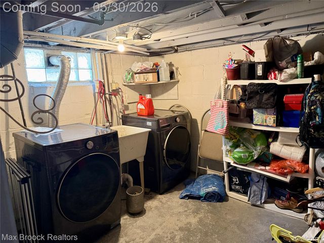 1306 Owana Avenue, Royal Oak, MI 48067