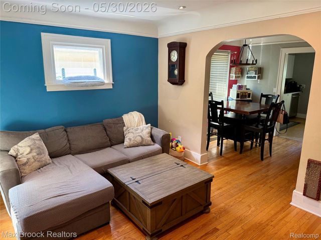 1306 Owana Avenue, Royal Oak, MI 48067