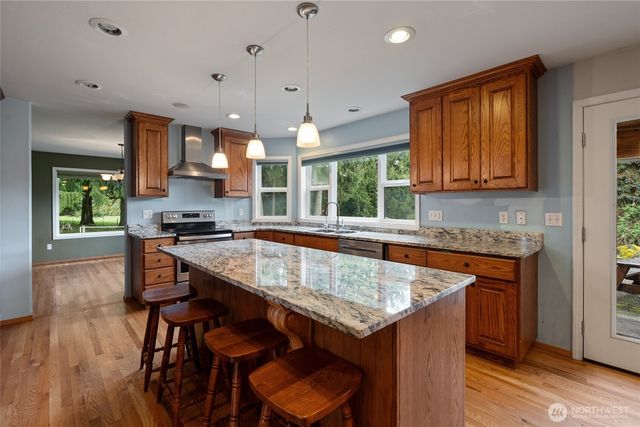 351 Salmon Creek Road, Toledo, WA 98591