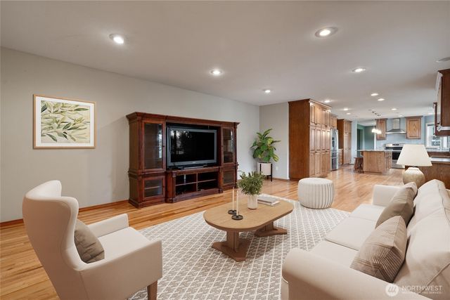 351 Salmon Creek Road, Toledo, WA 98591