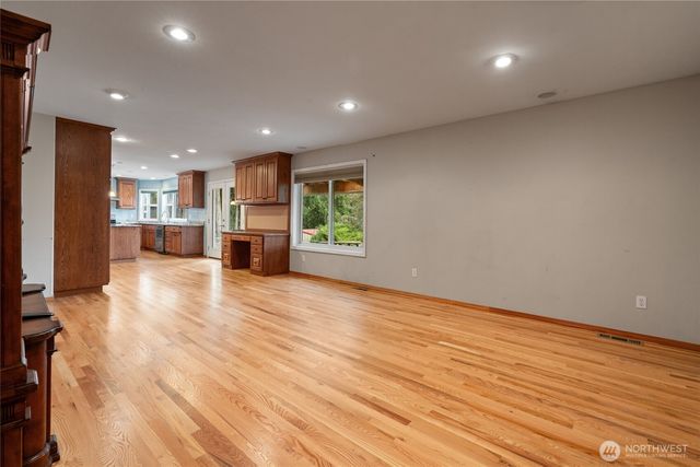 351 Salmon Creek Road, Toledo, WA 98591