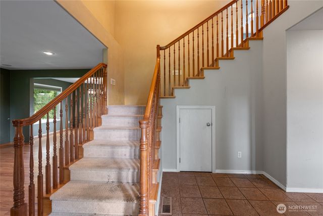 351 Salmon Creek Road, Toledo, WA 98591
