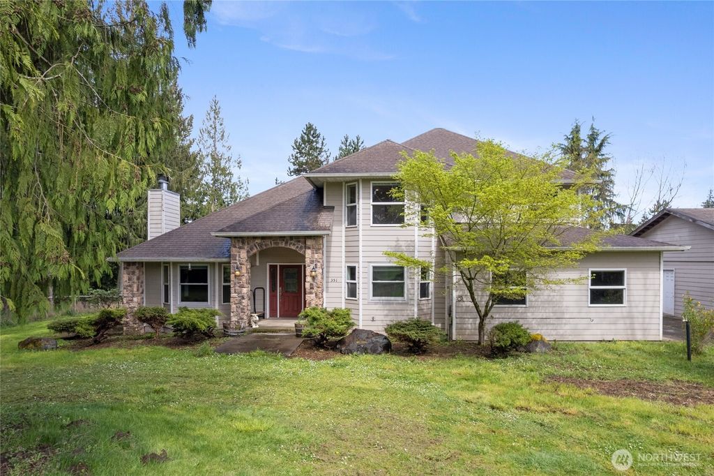 351 Salmon Creek Road, Toledo, WA 98591