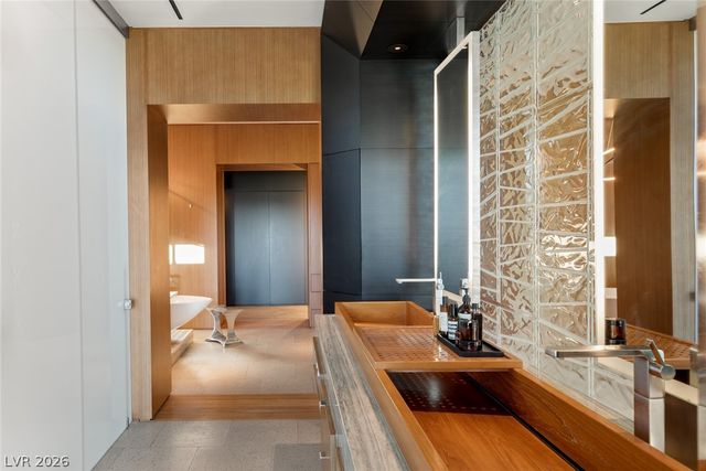 7 SABLE RIDGE Court, Las Vegas, NV 89135