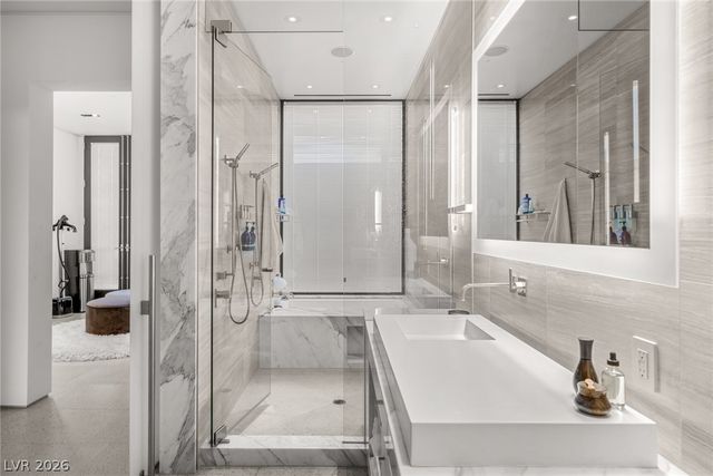 7 SABLE RIDGE Court, Las Vegas, NV 89135