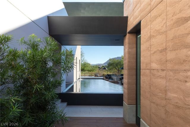 7 SABLE RIDGE Court, Las Vegas, NV 89135