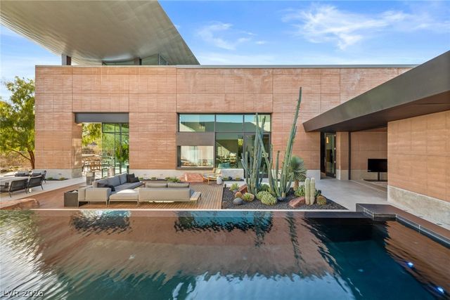 7 SABLE RIDGE Court, Las Vegas, NV 89135