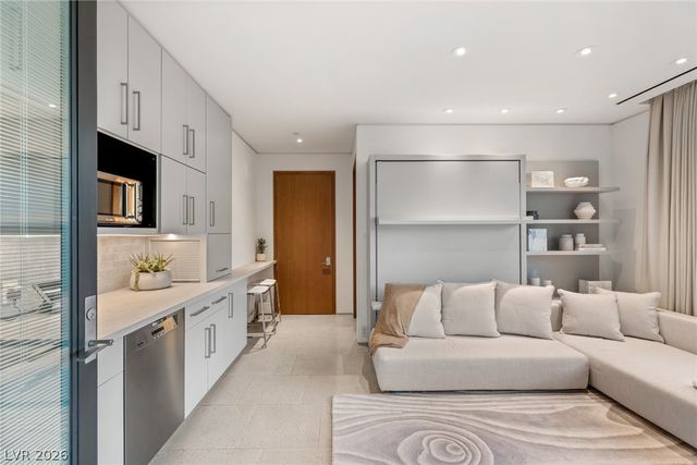 7 SABLE RIDGE Court, Las Vegas, NV 89135