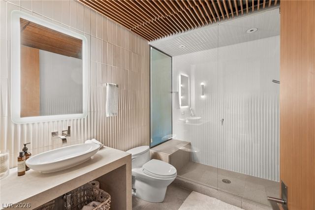 7 SABLE RIDGE Court, Las Vegas, NV 89135