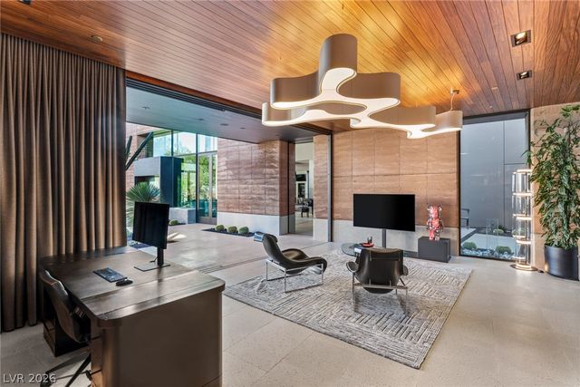 7 SABLE RIDGE Court, Las Vegas, NV 89135