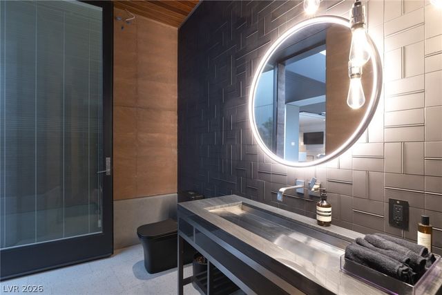 7 SABLE RIDGE Court, Las Vegas, NV 89135