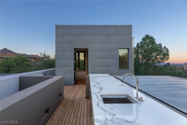 7 SABLE RIDGE Court, Las Vegas, NV 89135