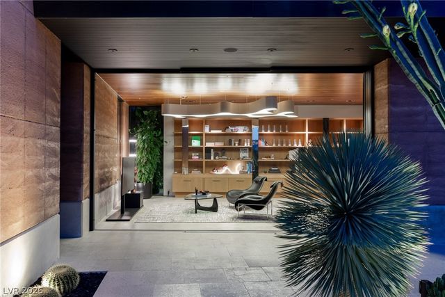 7 SABLE RIDGE Court, Las Vegas, NV 89135