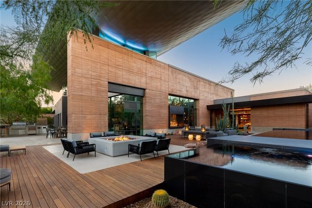 7 SABLE RIDGE Court, Las Vegas, NV 89135