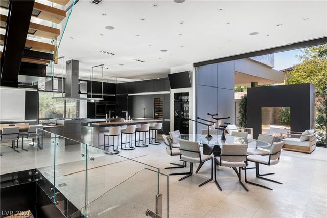 7 SABLE RIDGE Court, Las Vegas, NV 89135