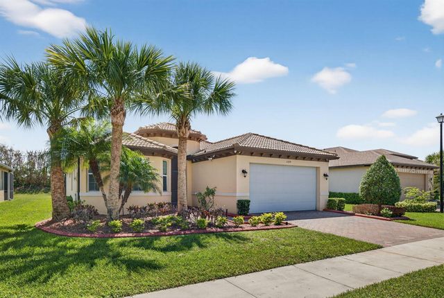 11379 SW Lake Park Drive, Port St. Lucie, FL 34987