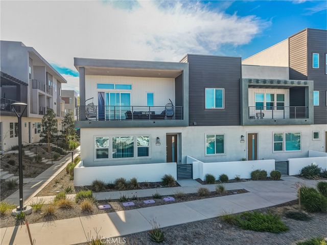 26767 Laurel Mountain Loop, Valencia, CA 91381