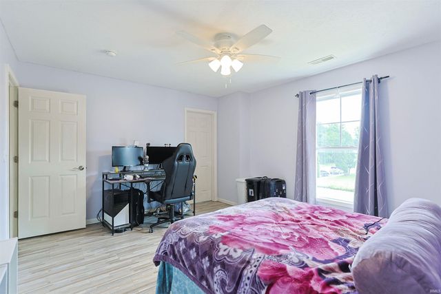422 E Grove Street, Mishawaka, IN 46545