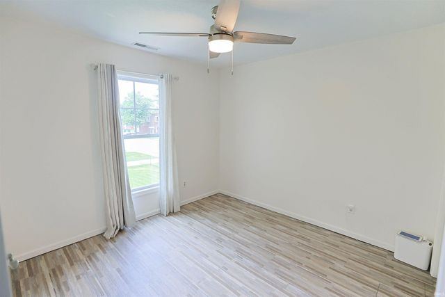 422 E Grove Street, Mishawaka, IN 46545