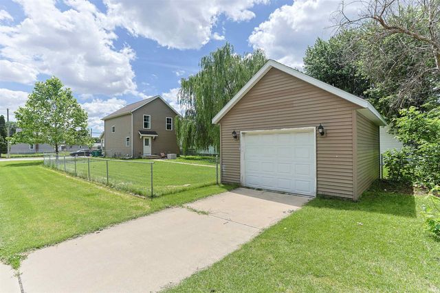 422 E Grove Street, Mishawaka, IN 46545