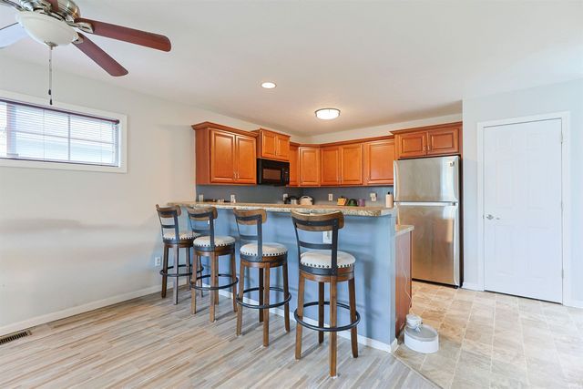 422 E Grove Street, Mishawaka, IN 46545