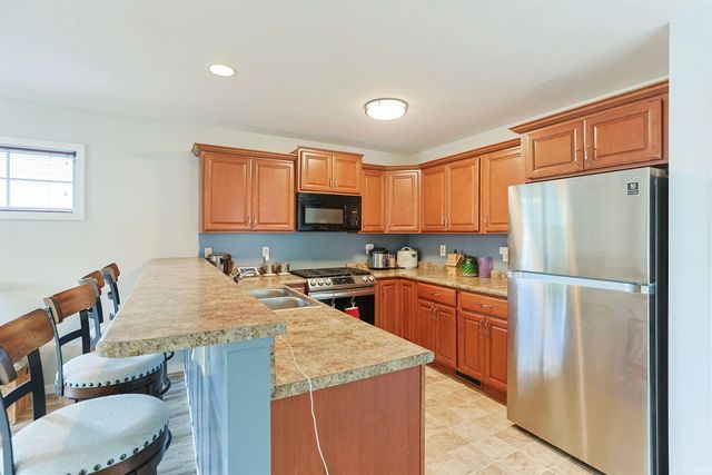 422 E Grove Street, Mishawaka, IN 46545
