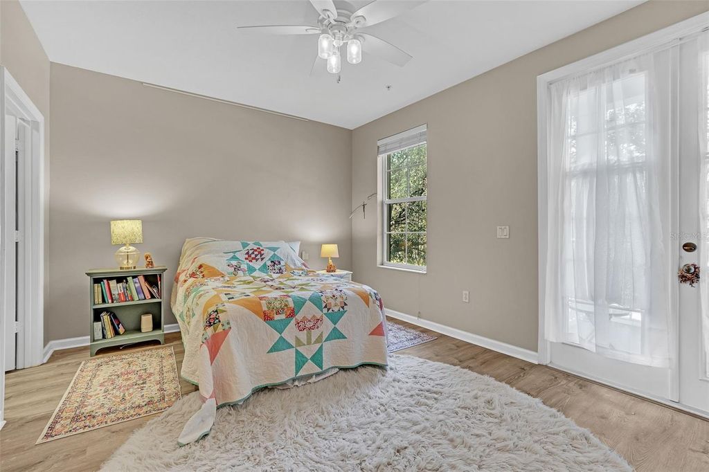 Image 20 of property listing at 4250 CORRINE DRIVE 203, Orlando, FL 32814