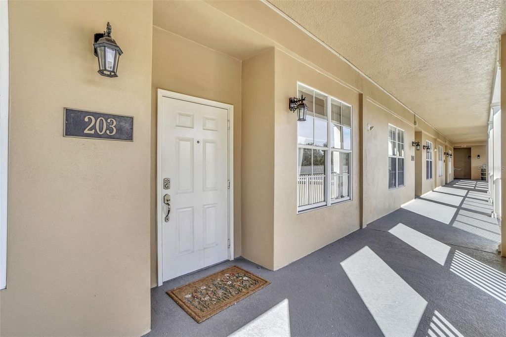 Image 5 of property listing at 4250 CORRINE DRIVE 203, Orlando, FL 32814