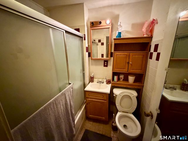 111 Waterman Street, Bridgeport, CT 06607
